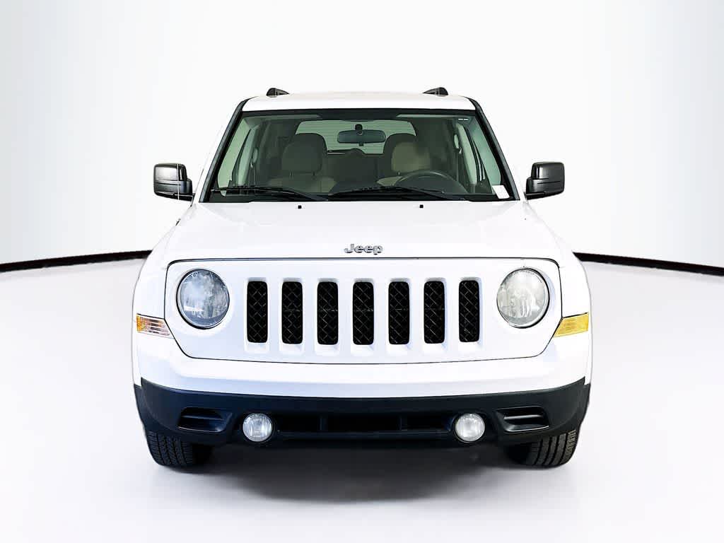 Thumbnail: 2014 Jeep Patriot - 6