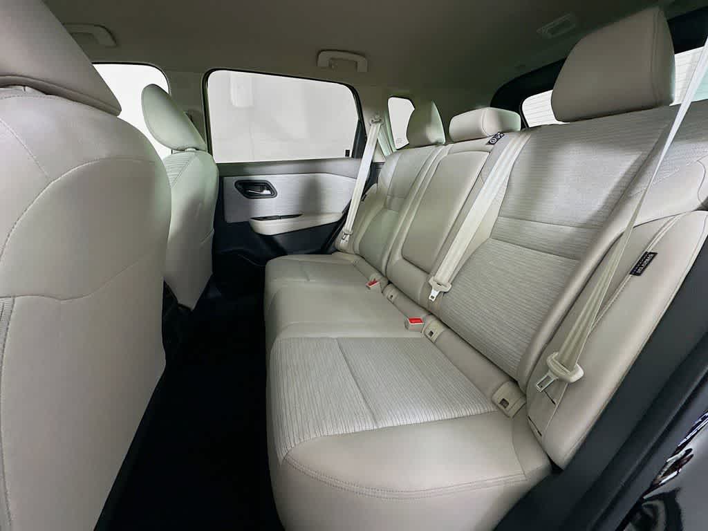 Thumbnail: 2023 Nissan Rogue - 14