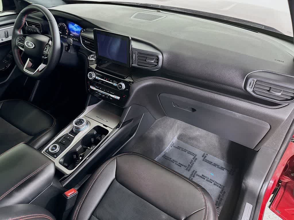 2022 Ford Explorer ST-Line 36