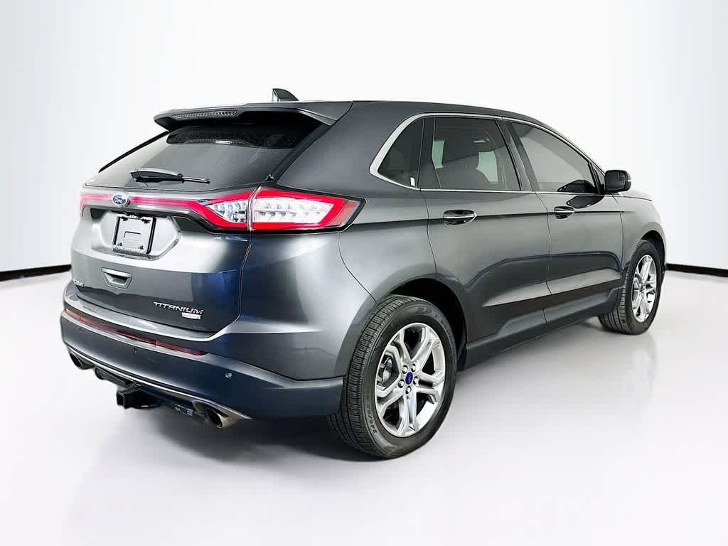 Thumbnail: 2017 Ford Edge - 25