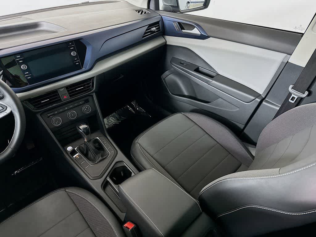 Thumbnail: 2022 Volkswagen Taos - 11