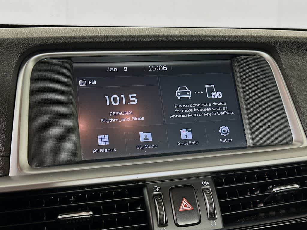 Thumbnail: 2020 Kia Optima - 16