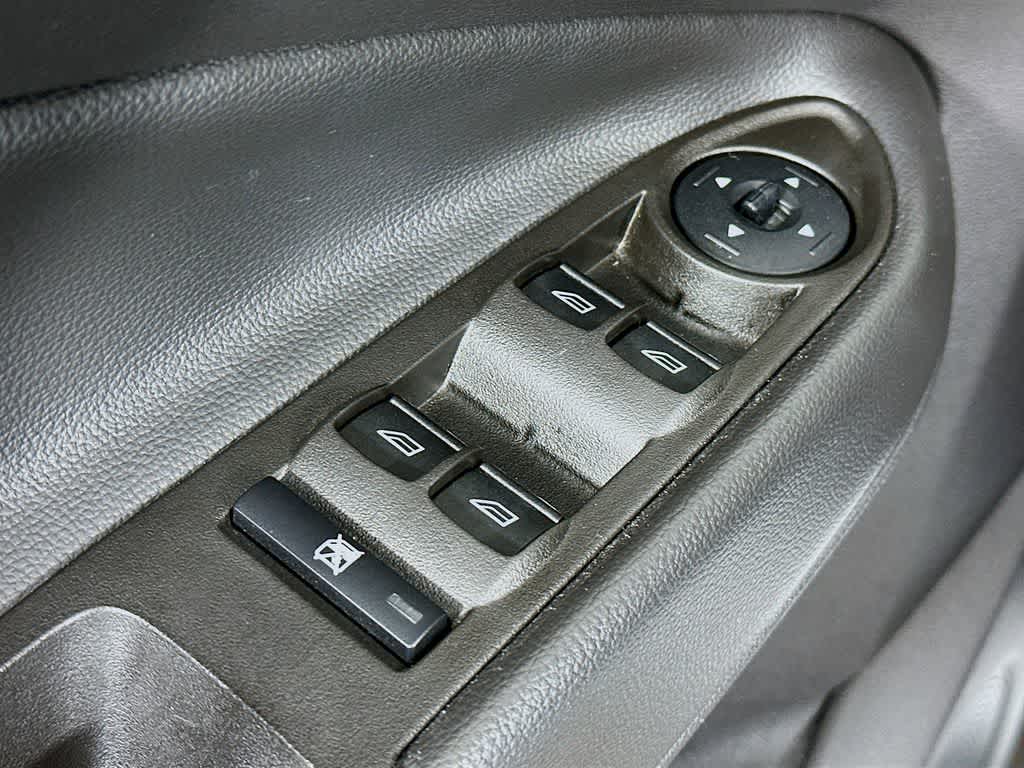 Thumbnail: 2017 Ford Escape - 28