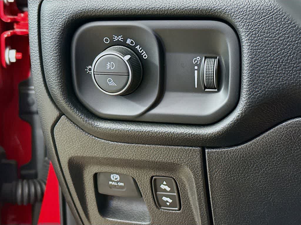 Thumbnail: 2020 RAM 1500 - 27