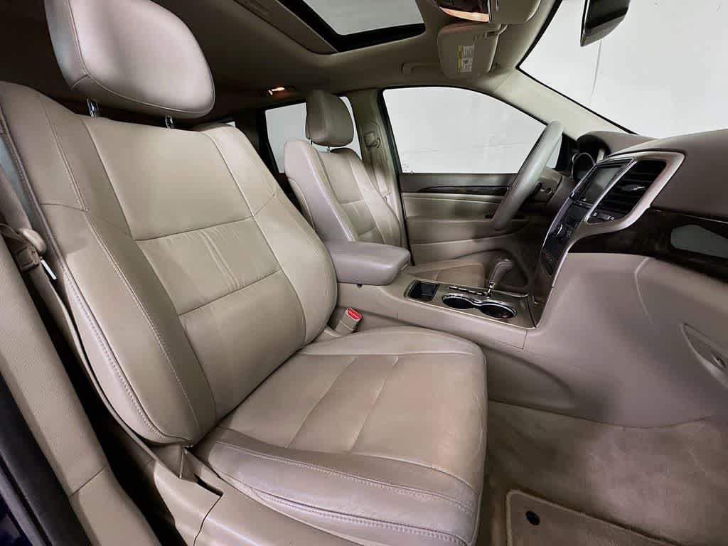 Thumbnail: 2013 Jeep Grand Cherokee - 15