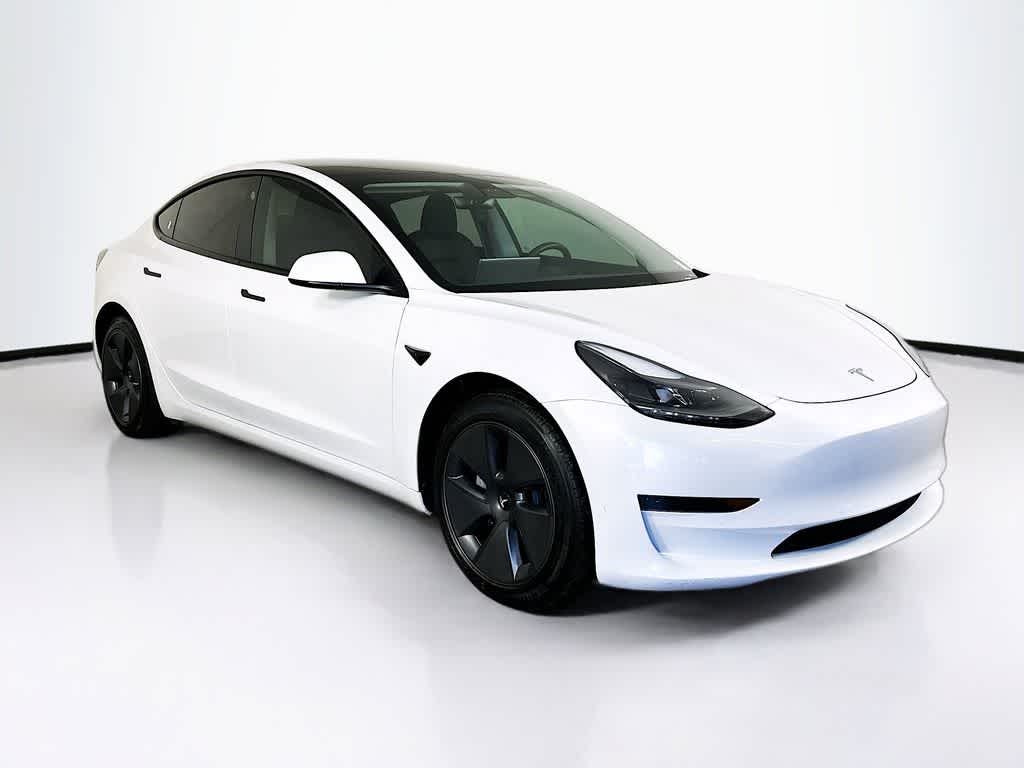 Thumbnail: 2021 Tesla Model 3 - 23