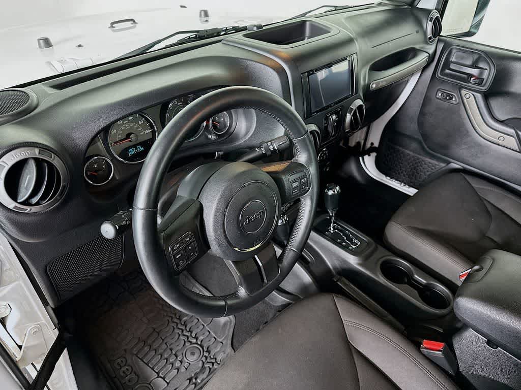 Thumbnail: 2017 Jeep Wrangler - 2