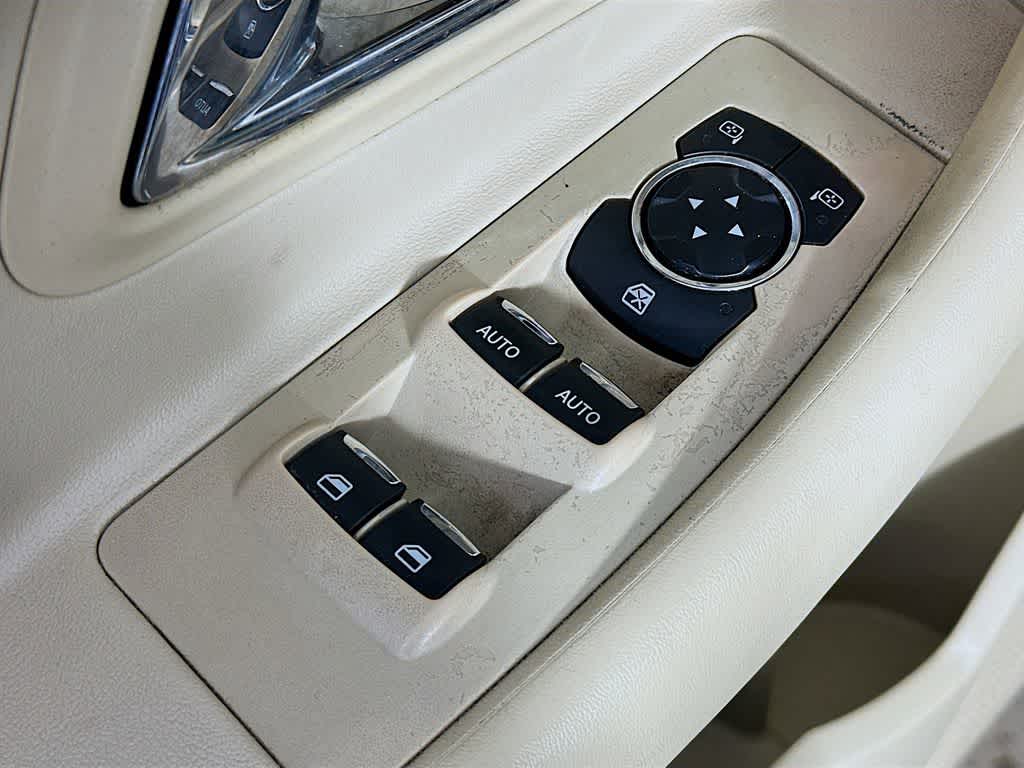 Thumbnail: 2014 Ford Taurus - 28