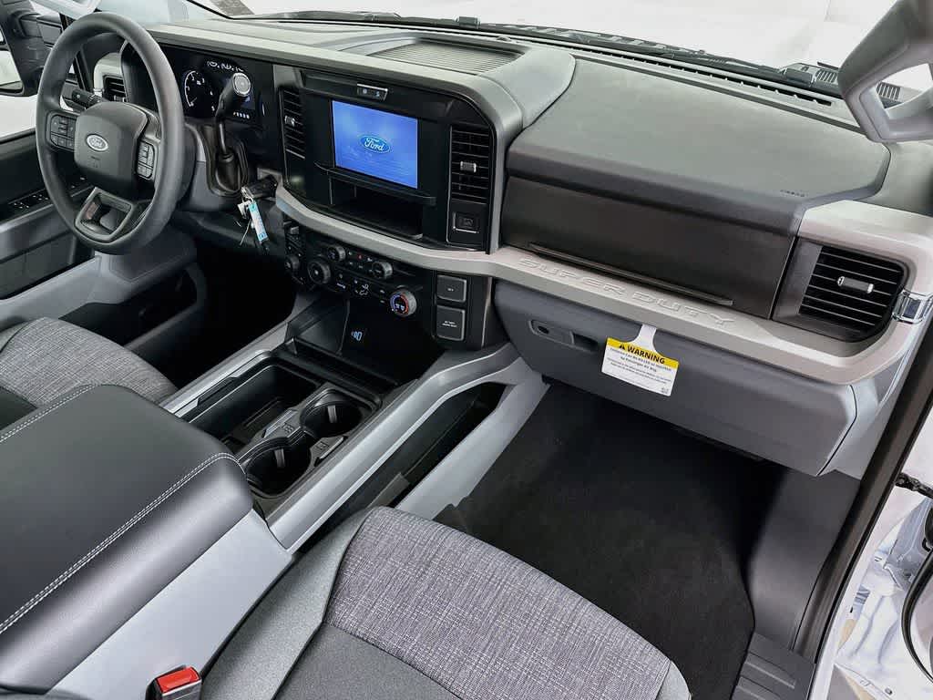Thumbnail: 2026 Ford F-350 - 32