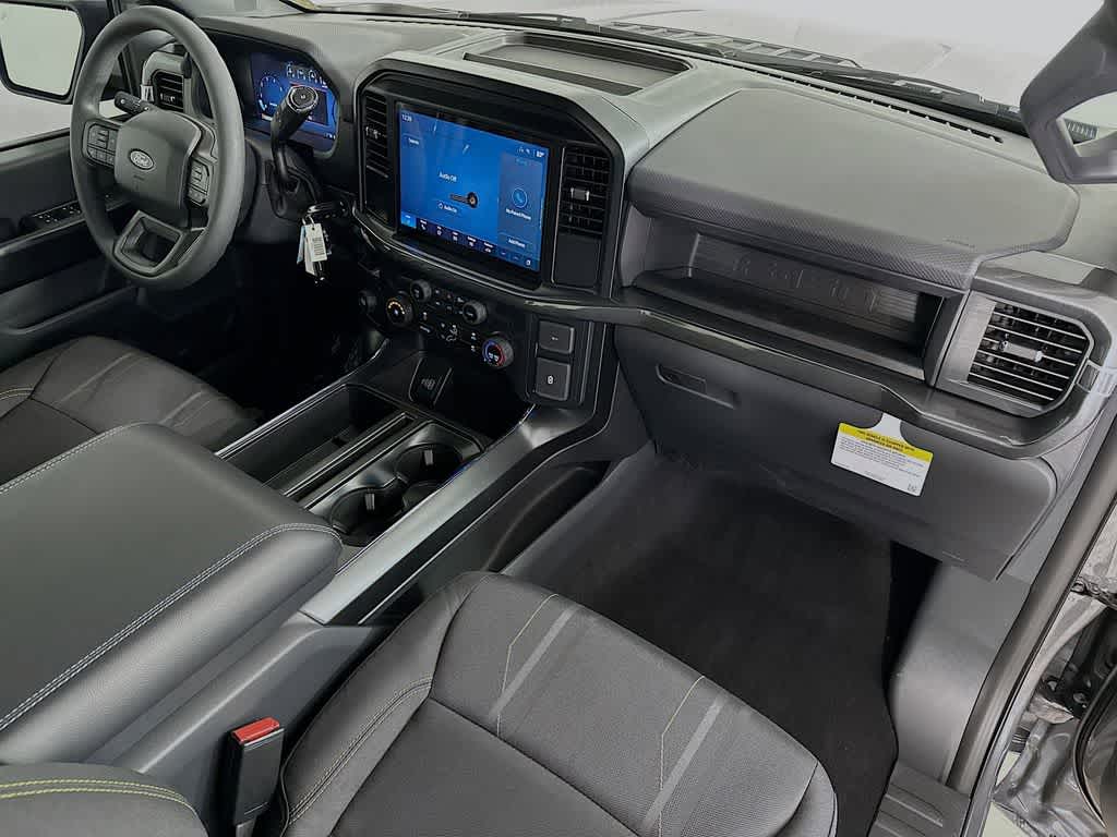 Thumbnail: 2025 Ford F-150 - 32