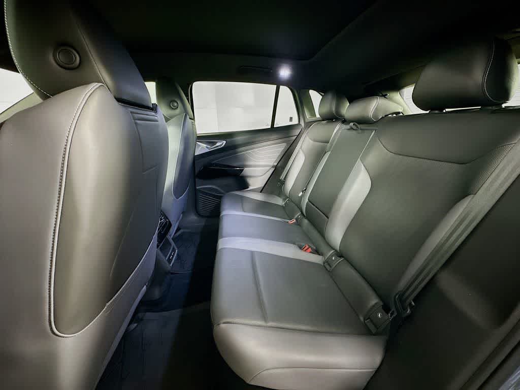 Thumbnail: 2023 Volkswagen ID.4 - 14