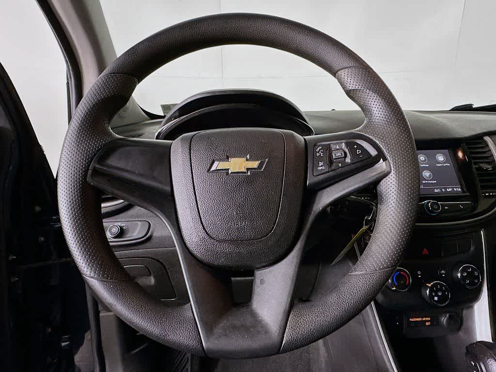 Thumbnail: 2018 Chevrolet Trax - 15