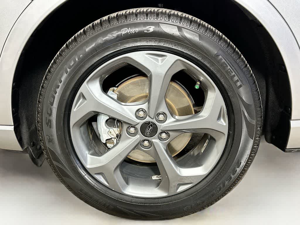 Thumbnail: 2023 Ford Escape - 8