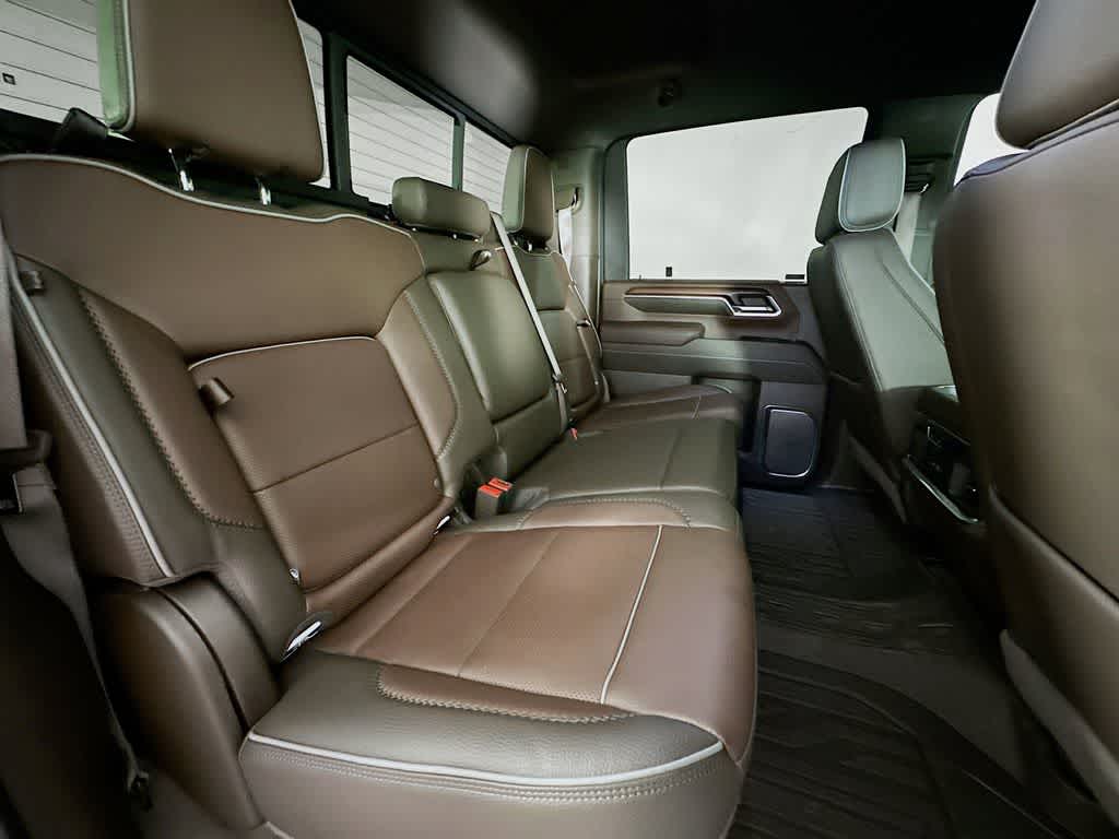 Thumbnail: 2024 GMC Sierra 2500 - 33