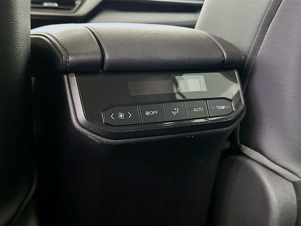 Thumbnail: 2020 Toyota Highlander - 13