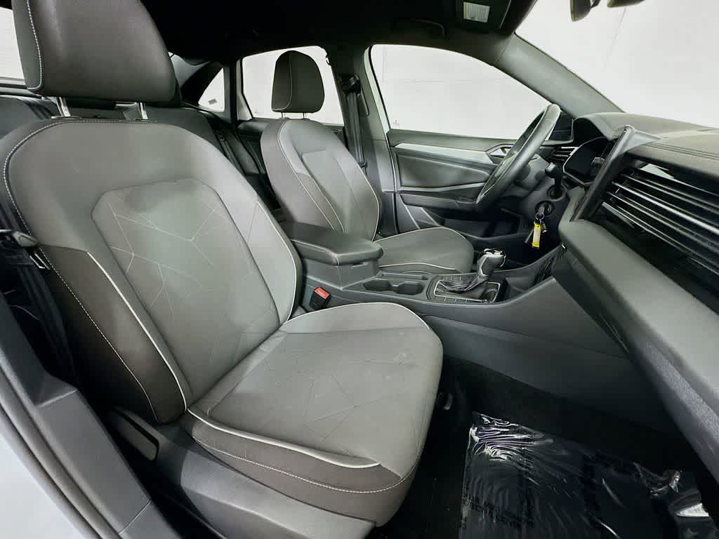 Thumbnail: 2025 Volkswagen Jetta - 13