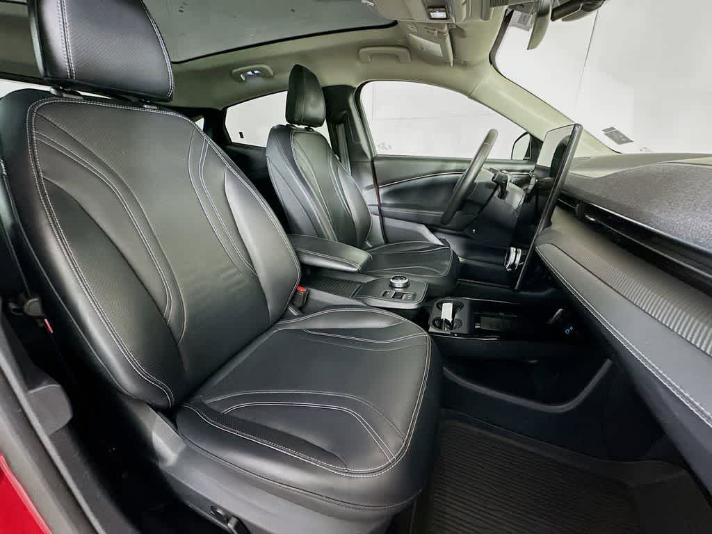 Thumbnail: 2021 Ford Mustang Mach-E - 15