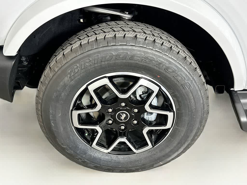 Thumbnail: 2025 Ford Bronco - 8