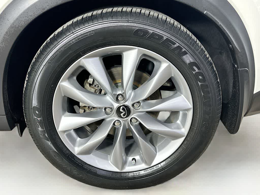 Thumbnail: 2019 INFINITI QX50 - 8