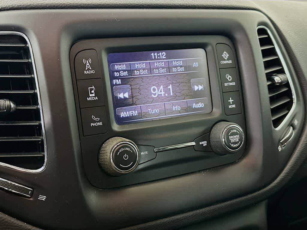 Thumbnail: 2018 Jeep Compass - 16