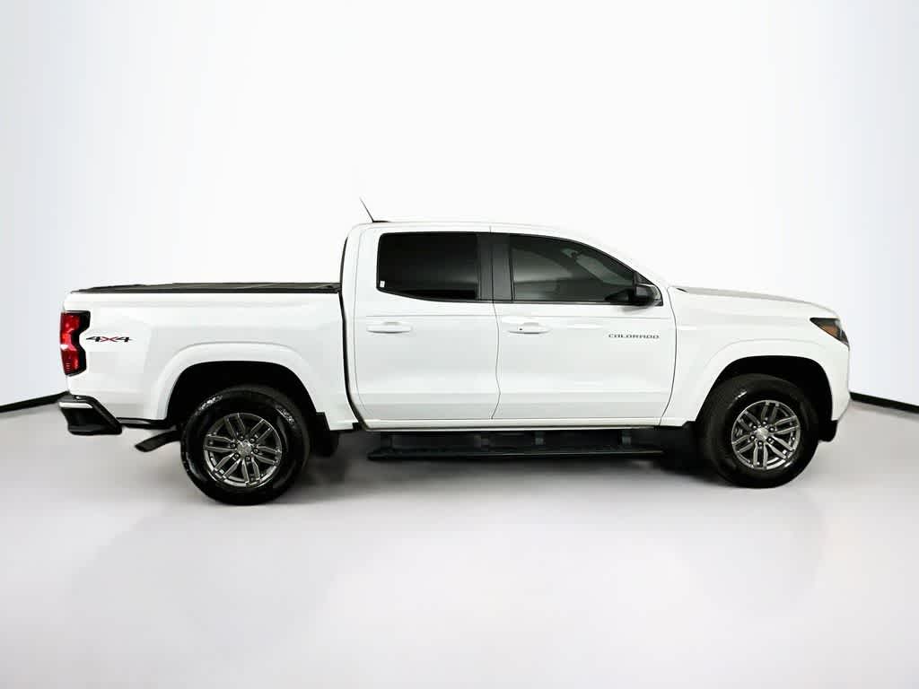Thumbnail: 2023 Chevrolet Colorado - 26