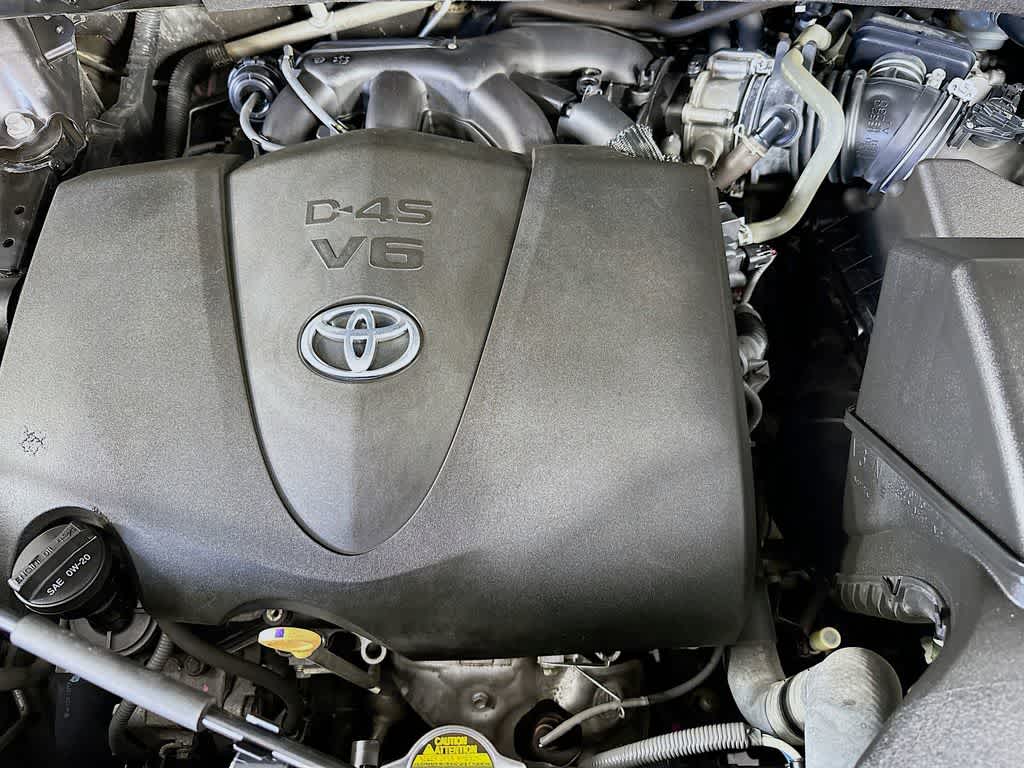 Thumbnail: 2017 Toyota Highlander - 9