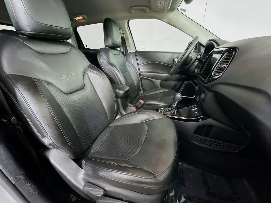 Thumbnail: 2020 Jeep Compass - 15