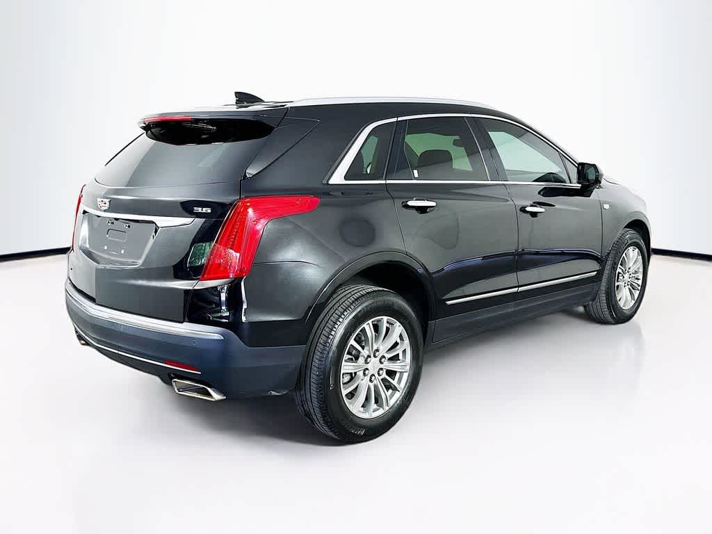 Thumbnail: 2017 Cadillac XT5 - 25