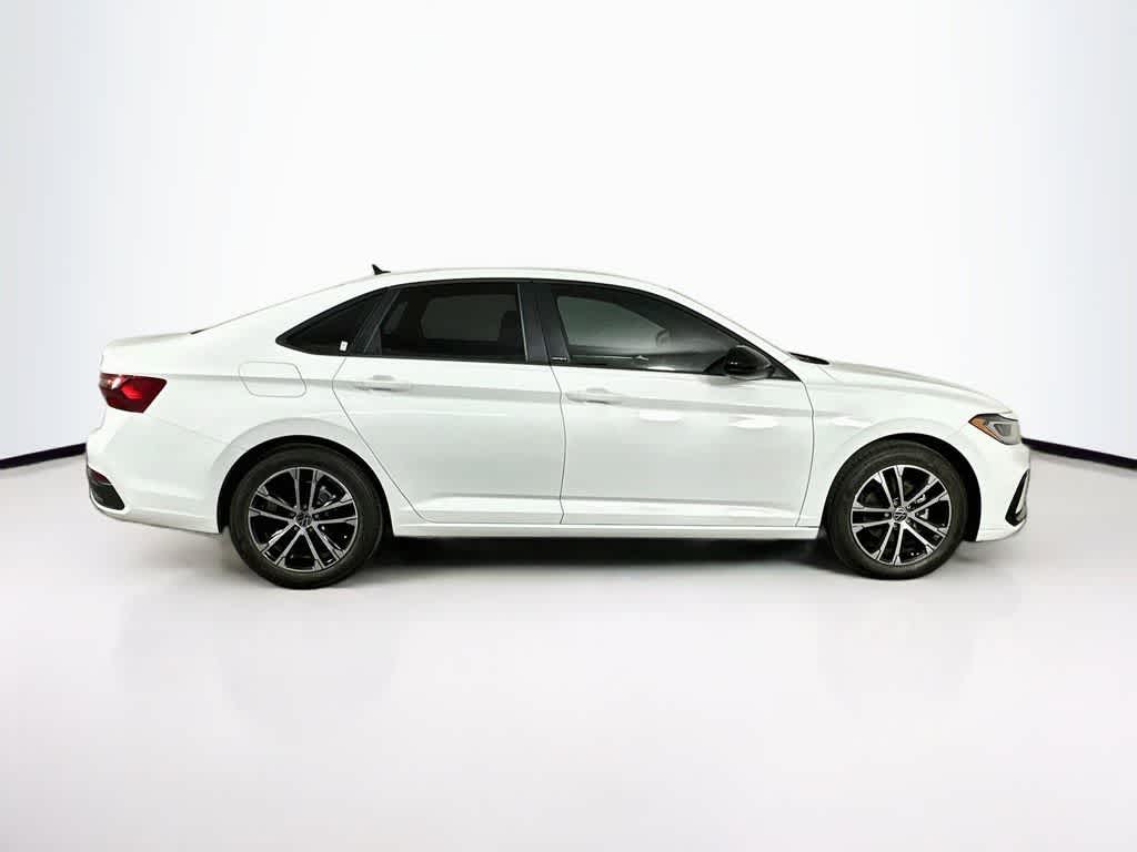 Thumbnail: 2025 Volkswagen Jetta - 24