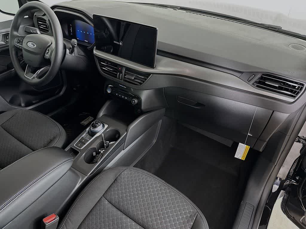 Thumbnail: 2025 Ford Escape - 32