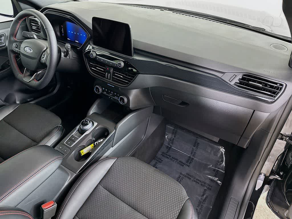 Thumbnail: 2025 Ford Escape - 32