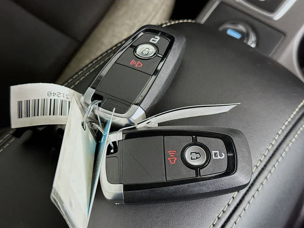 Thumbnail: 2025 Ford Bronco Sport - 21