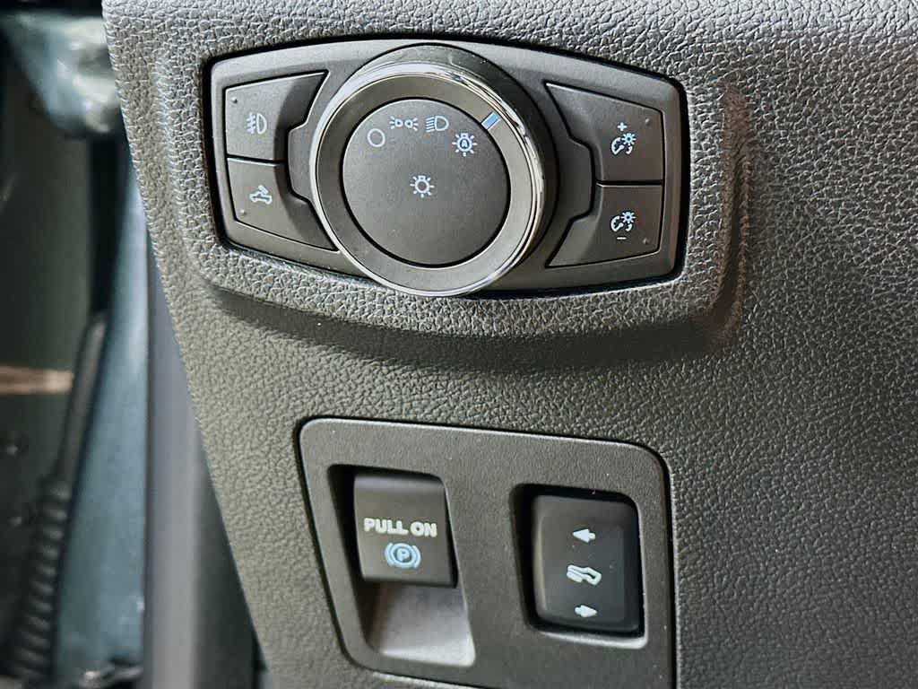 Thumbnail: 2018 Ford F-150 - 27