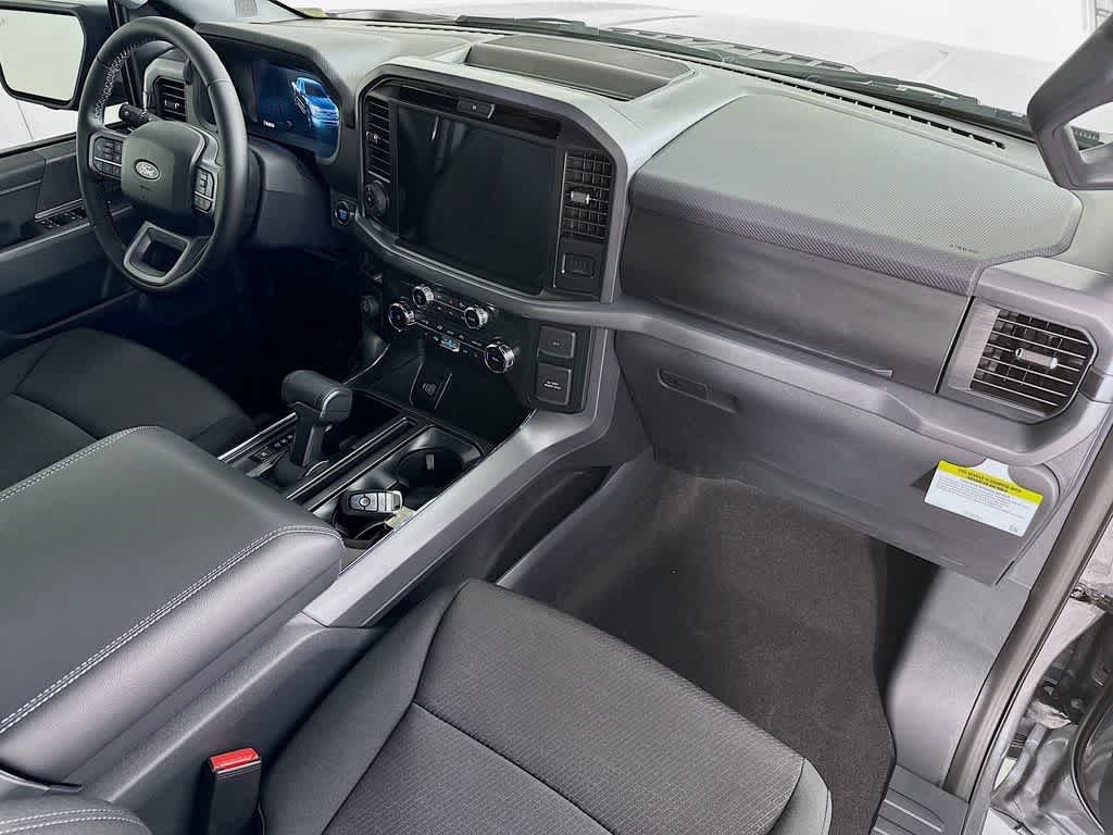 Thumbnail: 2025 Ford F-150 - 33