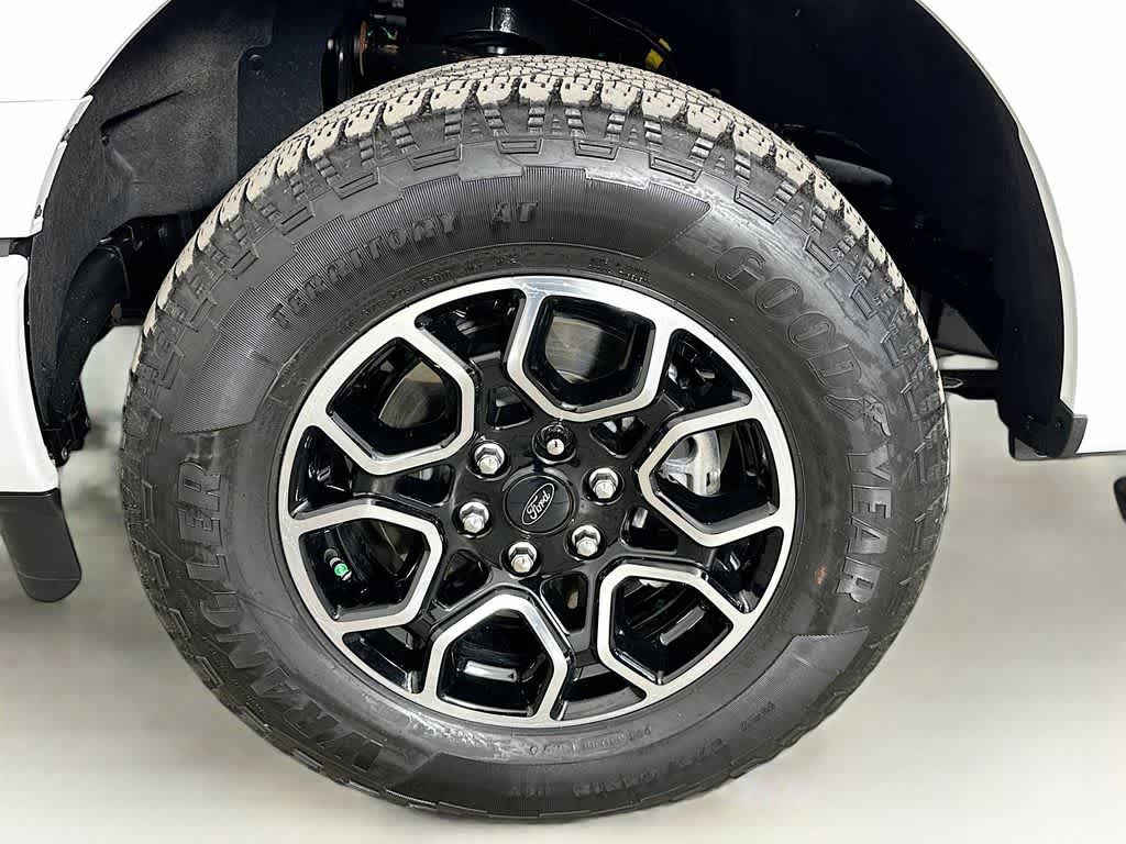 2023 Ford F-150 XLT 8