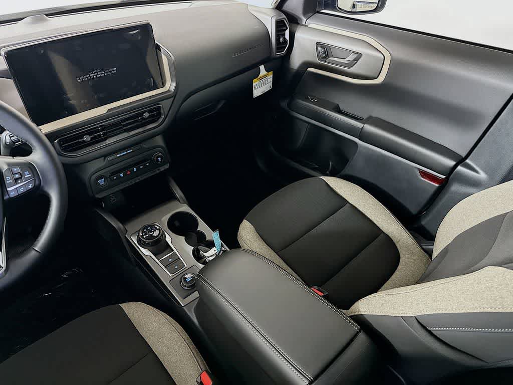 Thumbnail: 2025 Ford Bronco Sport - 11