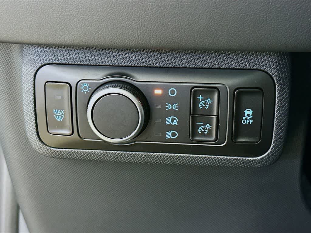 Thumbnail: 2025 Ford Mustang Mach-E - 25