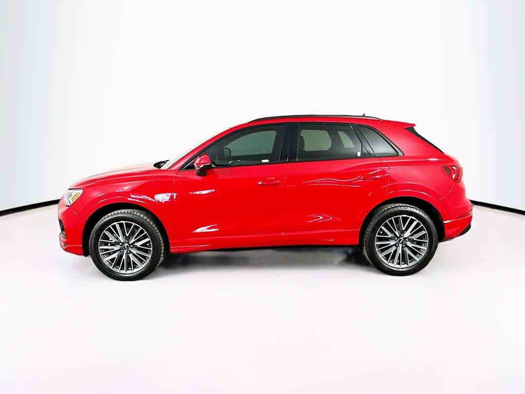 Thumbnail: 2024 Audi Q3 - 3