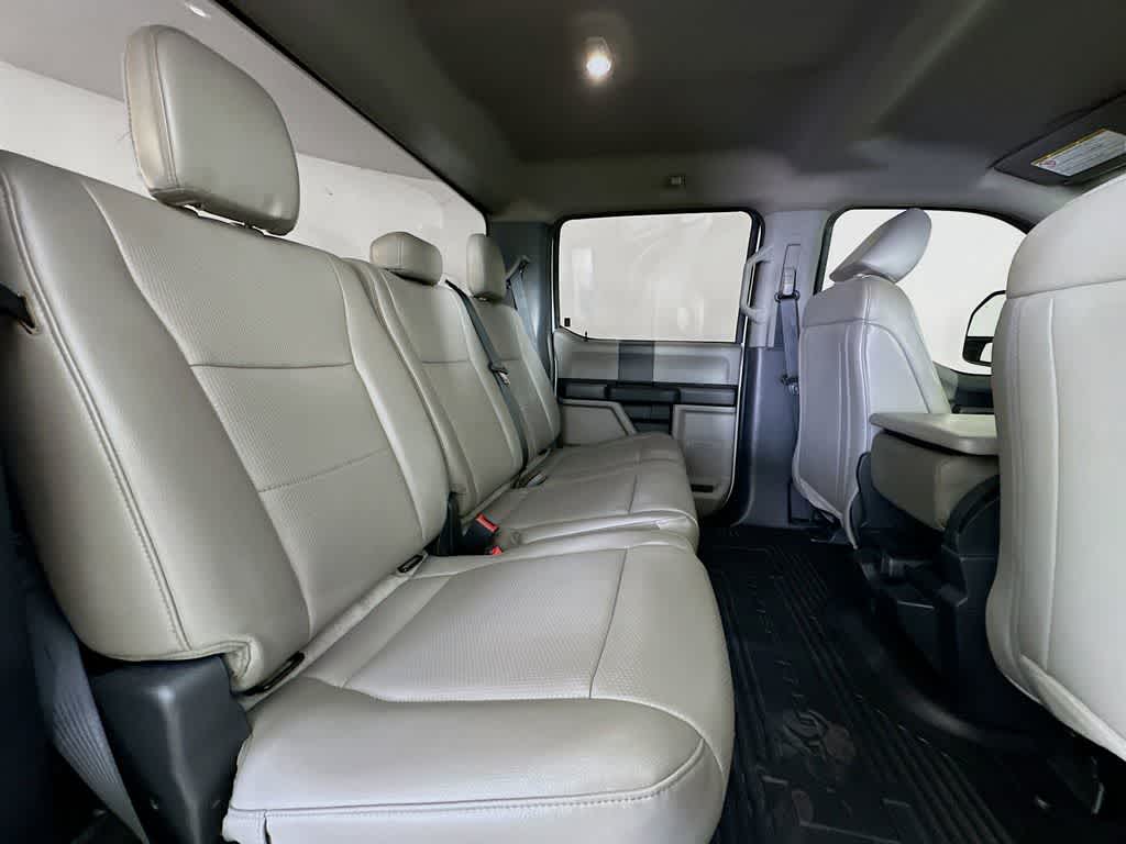 Thumbnail: 2022 Ford Econoline - 27