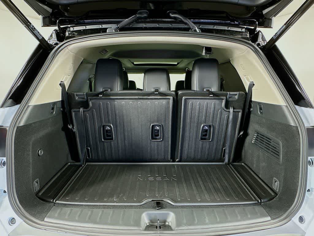 Thumbnail: 2025 Nissan Pathfinder - 20