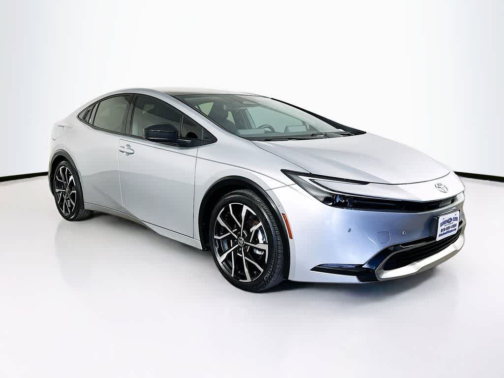 Thumbnail: 2025 Toyota Prius - 23