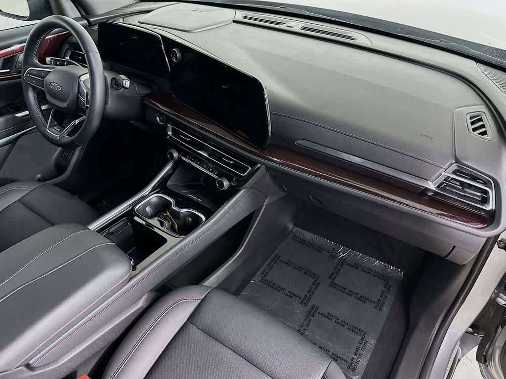 Thumbnail: 2025 Chevrolet Traverse - 33