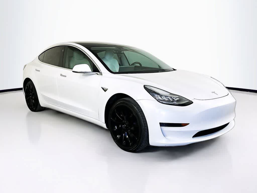 Thumbnail: 2020 Tesla Model 3 - 23