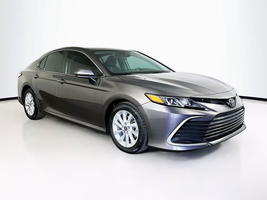 Thumbnail: 2022 Toyota Camry - 23