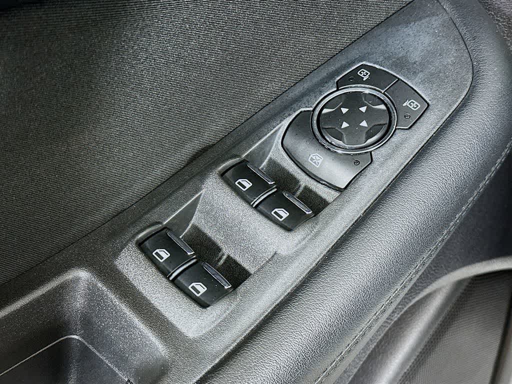 Thumbnail: 2019 Ford Edge - 29