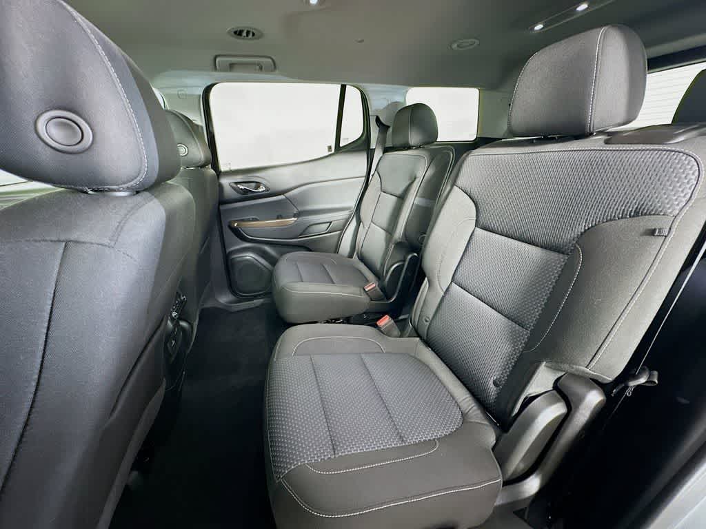 Thumbnail: 2023 GMC Acadia - 14