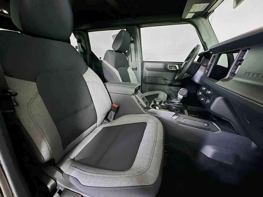 Thumbnail: 2025 Ford Bronco - 15