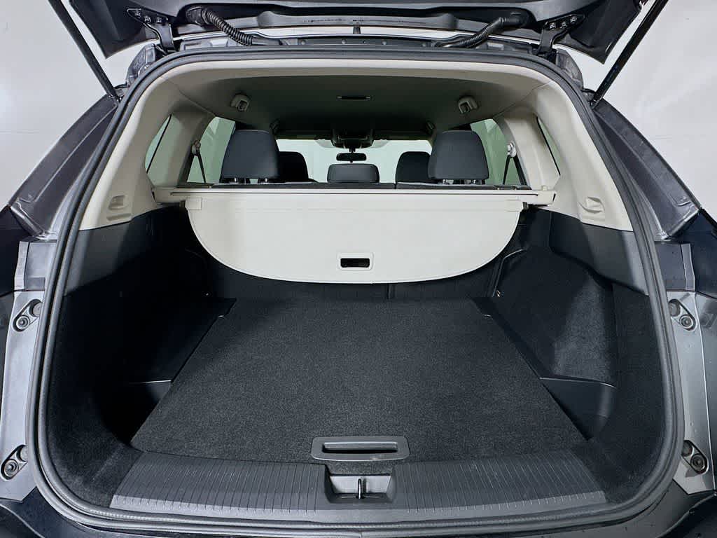 Thumbnail: 2021 Nissan Rogue - 21