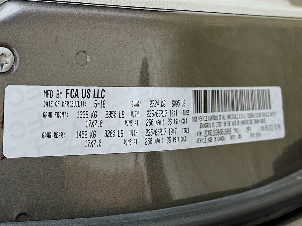 Thumbnail: 2021 Chrysler Voyager - 23