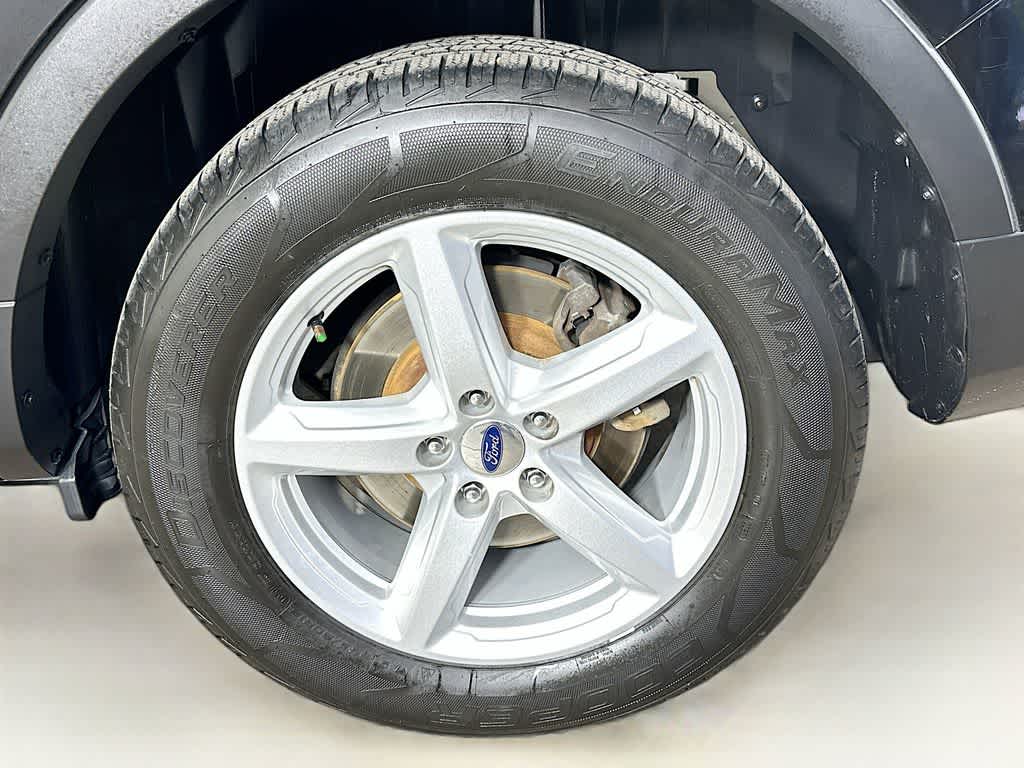 Thumbnail: 2018 Ford Explorer - 8